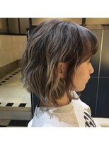 プレゼンス ブレインズ 下北沢(PRESENCE BRAINS)&nbsp;『PRESENCE  BRAINS 下北沢』透明感たっぷりグラデーションボブ