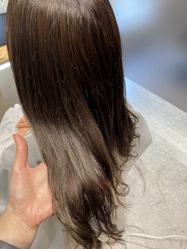 シー(THEE) チョコレートモカブラウン！