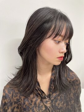 トゥーリ 薬院店(tuuli) tuuli miyu 地毛風アッシュミディアム/くびれヘア