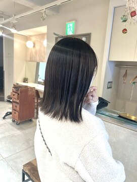 キャンバス バイ ネオリーブ 横浜西口(Canvas by neo.) 切りっぱなしボブ 外ハネボブ ボブカット