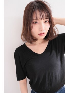 アンベリー 四条堀川店(embellie) 20代・30代 シースルーバングで軽やかボブ