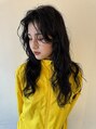 ラボ(Ravo) ロングのパーマスタイルはスタイリングも簡単でかわいい◎