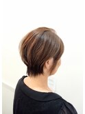 くびれがキレイなふんわり大人ショート♪