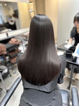 ソヨン 金山店(SOYON) 黒髪/グレーベージュ/レイヤーロング/前髪パーマ/髪質改善
