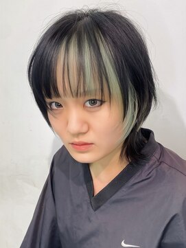 ココ 原宿(KOKO) □＃顔まわりレイヤー＃レイヤーカット#ウルフ＃インナーカラー