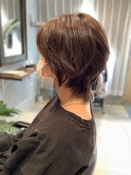 アーミー(ARMY)の写真/初めてのショートもお任せください。一人一人のクセや髪質、骨格に合わせた繊細なカット技術でお悩み解決！
