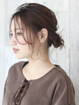 カメリア 小岩(camellia) 後れ毛ミディアム