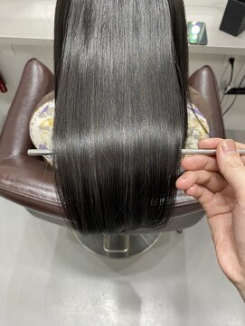 ライア 下北沢(laia) 艶髪【髪質改善 laia 下北沢 美容室 縮毛矯正】