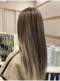ミルクティーアッシュハイトーン透明感グレージュ極細ハイライト