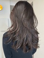 バベル アット フルリール 甲子園口(BABEL at fleurir)&nbsp;レイヤーカット/バタフライレイヤー/ハッシュカット/グレージュ