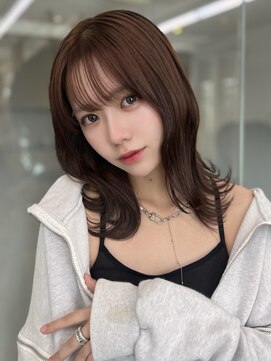 ミディアムヘア/レイヤーカット/ウェーブ巻き