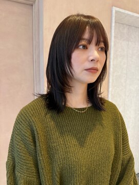 オン キャナルシティ博多前店(on) 【晴音】大人ミディアムレイヤー/オリーブブラウン/30代