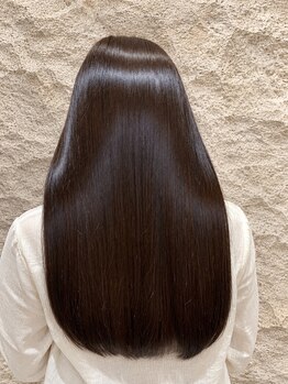 ヘアリゾート リノ(Hair resort Lino)の写真/【南森町駅30秒】希少価値が高い薬剤を使用している”酸性ストレート”が大人気！エイジングケアにも◎