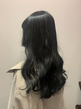 モデスト(modeste) 触りたくなるツヤツヤロングヘア！