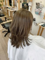 オーシャン(Ocean)&nbsp;[OCEAN Hair&Life藤原純] 白髪ぼかしハイライトレイヤーミディ☆