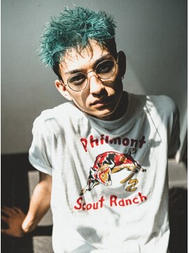 オーシャントーキョーオーバー 渋谷(OCEAN TOKYO OVER) ベリーショートハイトーン刈り上げ