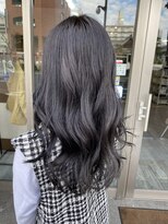 ミニム ヘアー(minim hair)&nbsp;【minim×日比】暗染め　ダークグレイ