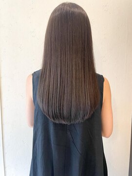 セルカ 新宿(CERCA) ウルトワ×イルミナ［CERCA新宿/新宿西口］