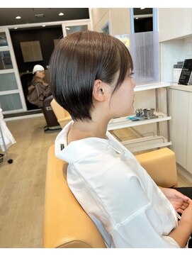 ジャックアンドニコフロムロダン(JACK&NiCO fromRODAN) 【Jack&Nico】耳かけ丸みショート/グレージュブラウン