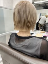 キートス 高知店(kiitos)&nbsp;○プツっと外ハネボブホワイトベージュ20代30代40代