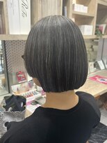 テテ(TETE)&nbsp;ボブ／縮毛矯正／丸みボブ