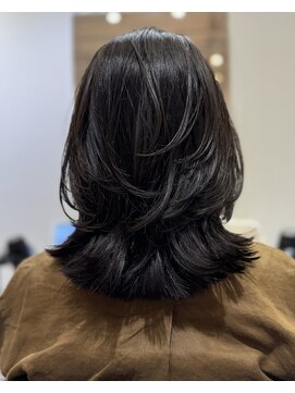 ベンジー 学芸大学店(benji) ワンカールで作るミディアムくびれレイヤー/学芸大学/学大 里路