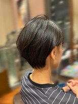 サヴォア(Savoir)&nbsp;美シルエット、綺麗目大人ショート。