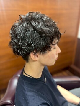 ケースタイル ヘアスタジオ 神保町店(K STYLE HAIR STUDIO) 波巻き/メンズパーマ/束感ショート/ツーブロックマッシュ/理容室