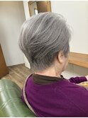 《白髪ぼかし》すっきりくびれショート　60代70代80代