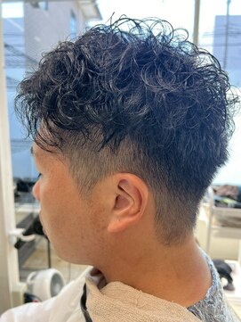 ガーデン 西川田店(garden) 宇都宮men'sメンズパーマツイストパーマ波巻きパーマ落とし眉毛