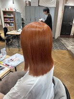 エレン 向ヶ丘遊園 登戸(ELEN)&nbsp;ブリーチブリーチなしダブルカラーオレンジ切りっぱなしボブ