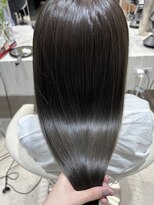 エンス 銀座(Ence)&nbsp;ココアブラウン/ミディアムレイヤー/オリーブグリーン/黒髪/銀座