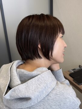 ブルーベイル(Blue Veil.) 30代40代50代大人可愛い★小顔ショートカット前下がり