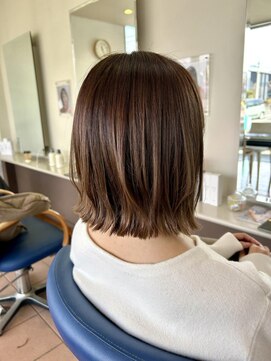 アトリーチェタ 田富店(ATTRICE) レイヤーボブ