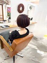 シーバイトリコ 市川(SEA by tricot)&nbsp;艶めくピンクの丸みショートボブ