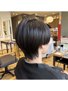 アルマヘアー(Alma hair by murasaki) ◇360度きれいなシルエット◎マッシュウルフショート