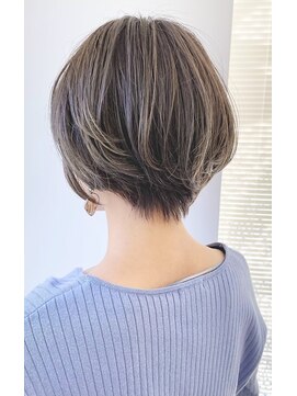 ミチオノザワヘアサロンギンザ 静岡店(Michio Nozawa HAIR SALON Ginza) 似合わせカット×耳掛けくびれショート