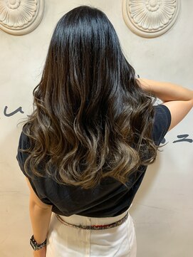 オースト ヘアー ステラ 新宿店(Aust hair Stella) レイヤーロング×コントラストグラデーション　K