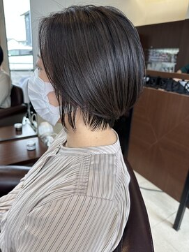 ムース 福島市店(Mousse-88-) 大人可愛い ツヤ髪ショートボブ