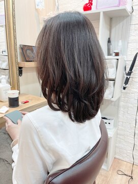 ミッシェル アフロート(michelle afloat) 髪のお悩みはC curve cutで。20代30代40代50代感動のレイヤーへ