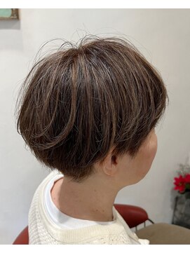 コトノハ 大宮店(cotonoHa) マッシュショート×白髪ぼかしハイライト