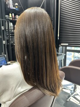 フィーロ(FILO) ロングレイヤー×アッシュベージュ