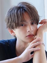 オーシャントーキョー サニー 原宿(OCEAN TOKYO Sunny)&nbsp;韓国へアカルマパーマカルマバングセンターパート黒髪ウルフ