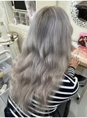 シルバーグレー