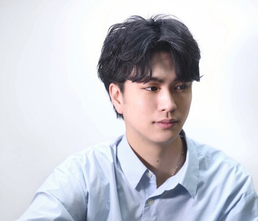 メンズカット￥4300→￥3800 (眉カット無料サービス)