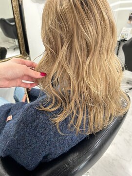 グラムテン 西尾店(gram) ホワイトミルクティーベージュ＿ダメージレスブリーチ＿141