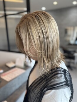 思い通りの色味×うる艶な仕上がり》が同時に叶います◇