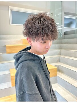 カケル(×.) ツイストパーマ×マッシュ