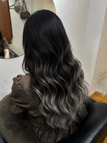 フォームフォローズファンクション 本郷(FORM FOLLOWS FUNCTION)&nbsp;シルバーグレージュグラデーション × 韓国レイヤー