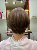 ショートボブ